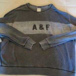 Abercrombie & Fitch sweatshirt